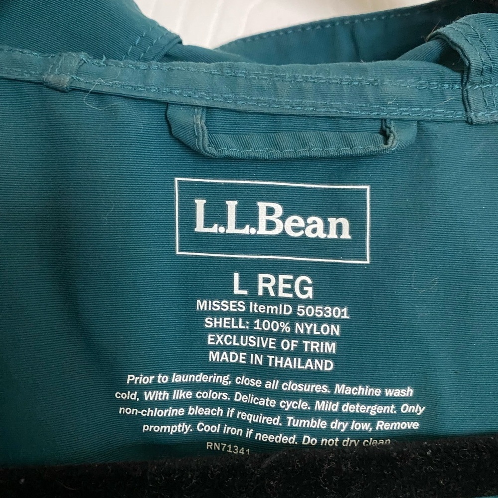 L.L. Bean Multicolor Raincoat - Blue, Green, Red - Picture 3 of 4